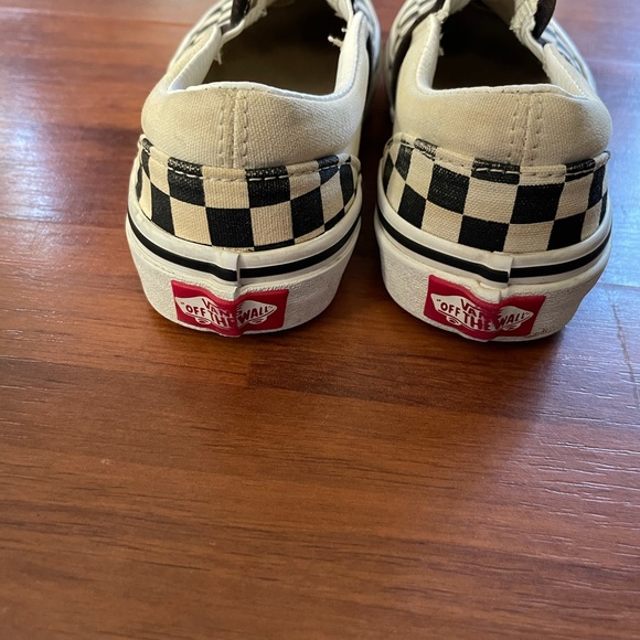Size 10 kids vans. - Picture 4 of 4
